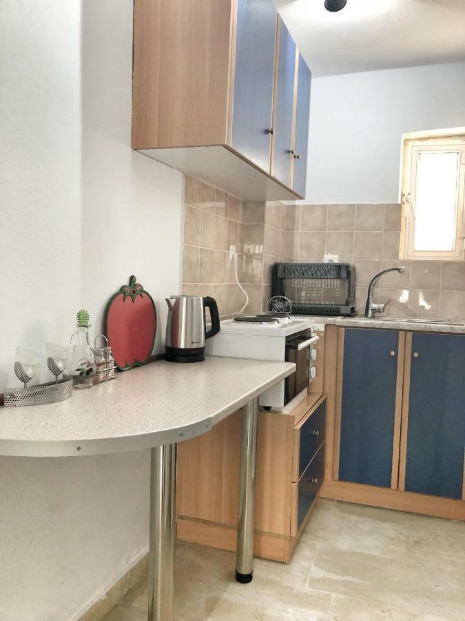 אנביסוס Renovated Apt Close To Beach Wifi Ac מראה חיצוני תמונה