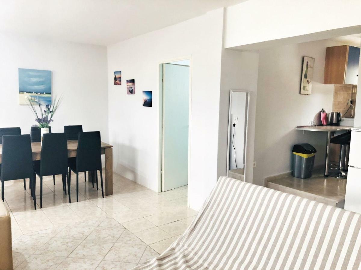 אנביסוס Renovated Apt Close To Beach Wifi Ac מראה חיצוני תמונה
